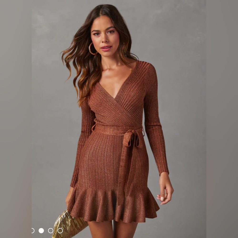 Vici Light Long-Sleeve Sweater Dress